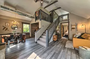‘The Reubling House’ - Modern-Rustic Cabin! - Image 5