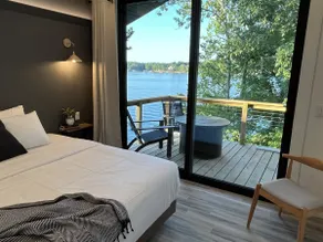 Lakeside Modern Luxury w/Lake Views - Image 3