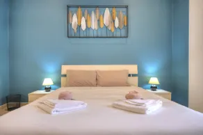 Geschmackvoll eingerichtete Wohnung mit 3 Schlafzimmern, 3 Bädern und 2 Balkonen – WVID1 - Image 2