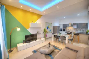 Geschmackvoll eingerichtete Wohnung mit 3 Schlafzimmern, 3 Bädern und 2 Balkonen – WVID1 - Image 4