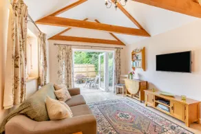 1 Bed in Maidstone (oc-md445) - Image 2