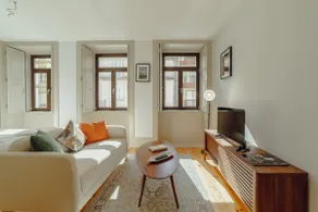 LEGACY OPORTO DESIGN APARTMENT D by VACATIONY - Image 2