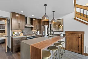 Fantastic Views! Private Jacuzzi and Indoor/Outdoor Fireplace ,Two Large Patios! - Image 5
