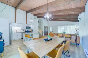 Mid-Century Modern with a ”Star Wars” Twist - Image 5