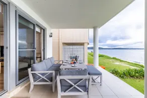 Seaview Splendour 2, 163 Soldiers Point Rd - waterfront stunning unit - Image 4