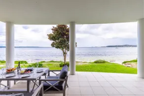 Seaview Splendour 2, 163 Soldiers Point Rd - waterfront stunning unit - Image 3