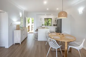 Haven on Hamo-private apartment with views & buggy - Image 4