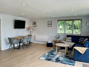 Tolcarne Lodge, Cornwall, Private Hottub - Image 5