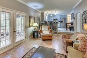 Sunroom & Yard: Charming Hot Springs Home! - Image 5
