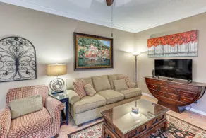 Sunroom & Yard: Charming Hot Springs Home! - Image 4