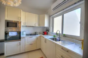 Charming 2 bedroom apartment close to Junior College ETUS1-1 - Image 5