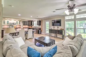 Lakeview Edgemont Escape w/ Fire Pit + Grill! - Image 4