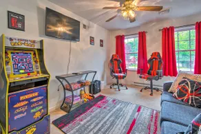 Jacuzzi & Resort Amenities: Tobyhanna Family Home! - Image 3