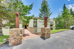 Walk to Slopes: Snowshoe Condo w/ Sunroom - Image 3