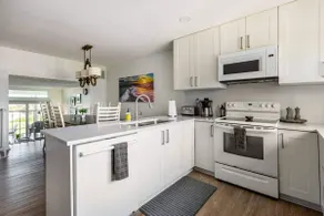 Beach Getaway in Amelia! Ocean Views & Room for 8 - Image 5