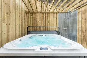 Killorglin Irish Pub with Hot Tub that sleeps 19 - Image 2
