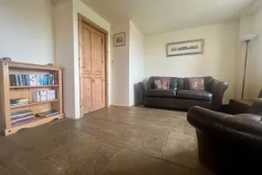 The Holmes Barn - Sleeps 16 - Pet friendly - Image 2