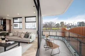 Sport Precinct Luxury Style over four levels - Image 2