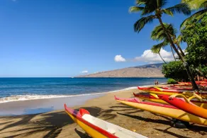 Beach & Poolside Bliss - Family-Friendly Maui Stay - Image 5