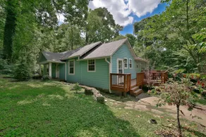 Wauhatchie Blue Pool House with Private Spa - Image 3