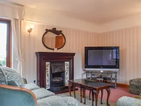 Glossoms Lodge - Image 2