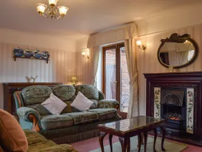 Glossoms Lodge - Image 5