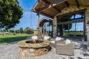 10-Acre Mountain Retreat | Home Theater, Sauna, Hot Tub & Gym - Image 3