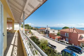 Maison de vacances 'Panorama House Petritis' près de la plage avec 2 balcons et Wi-Fi - Image 3