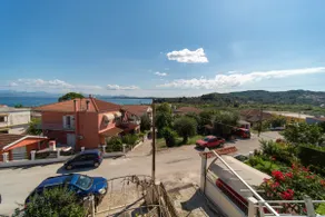 Maison de vacances 'Panorama House Petritis' près de la plage avec 2 balcons et Wi-Fi - Image 4