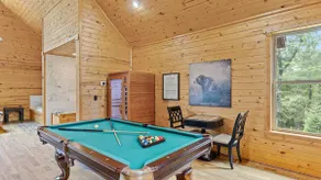 Couples Luxury Spa Cabin w Sauna, Jacuzzi Spa - Image 3