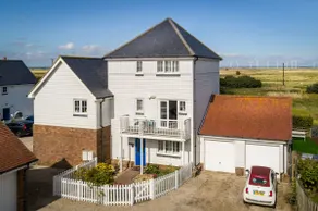 The Hide | Walk to Camber Sands | Dogs welcome - Image 2