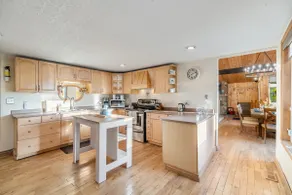 Lakefront Escape | Hot Tub & Sauna Retreat - Image 5