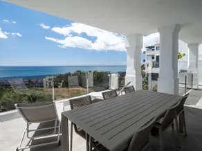 Blue Suite 2389 Sea Views - Image 2