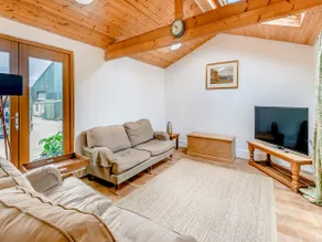 Mayfield Lodge - UK39917 - Image 2