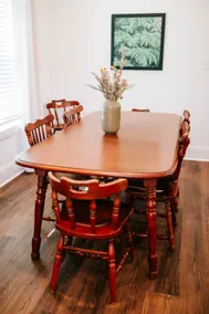 Bright Artist's Cottage-Mins to Downtown, Campus - Image 3