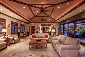 5 Bdrm Home with Amazing Pool, Great for Families! - Image 3