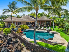 Great Family Home at Kolea with Pool, Sleeps 12! - Image 4