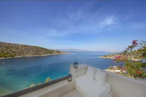 Crystal View Villa - Image 3