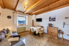 Espléndido apartamento con jardín y sauna | Vistas a la montaña - Image 3