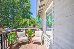 Close to Parks & Brews: Sunny Grants Pass Apt! - Image 3