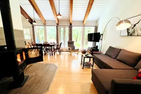 Cozy country townhouse, private land - Image 2
