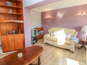 Lavender Cottage - Image 3