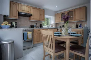 Wern Y Glais - 2 Bedroom Cottage - Glais - Image 4