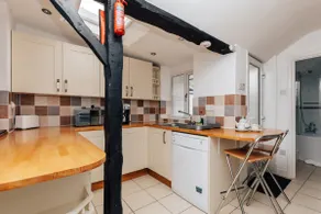 Park End House - Parking, Pet Friendly - Image 2