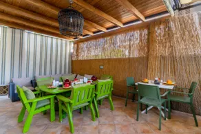 Green Mini Apartment - Image 5