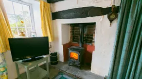 Cyndal Bach -  a coastal that sleeps 3 guests  in 2 bedrooms - Image 3