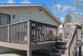 Blissful 3BR/2BA Bungalow w/Backyard Patio, Grill - Image 4