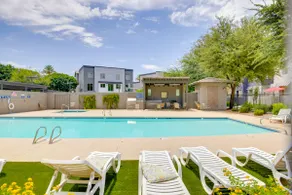 1 Mi to Intel Campus! Chandler Townhome w/ Pools - Image 3