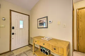 Boat Dock! Lakefront Group Getaway in Eldon - Image 4