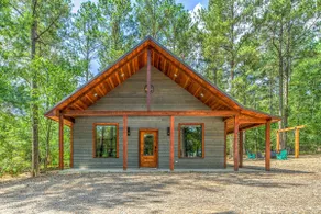 Hot Tub! Amazing Cabin perfect for Getaways - Image 3